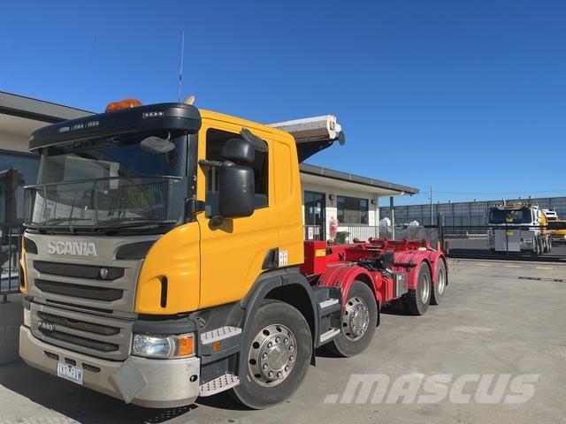 Scania P440 Hook lift trucks