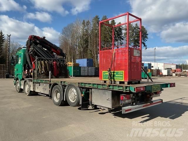 Scania R440LB Truck mounted cranes