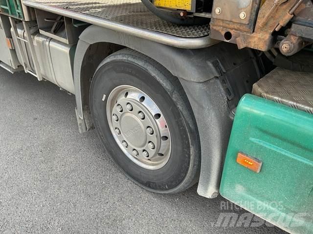 Scania R440LB Truck mounted cranes