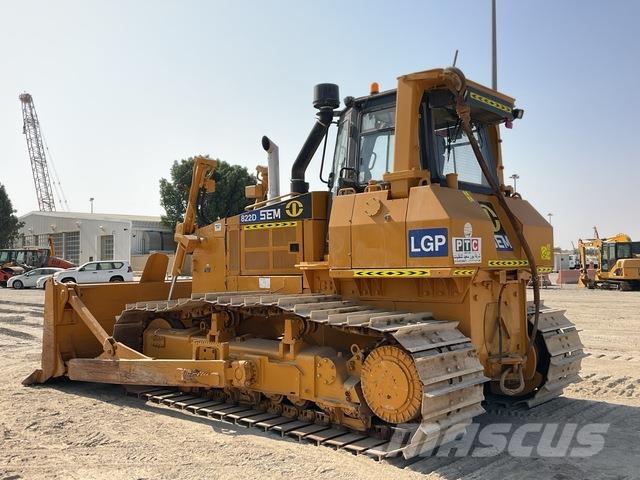 SEM 822D Crawler dozers