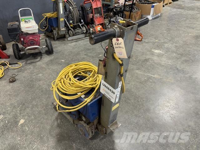  Sinclair Scrubber dryers