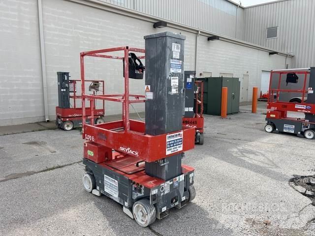 SkyJack SJ20E Used Personnel lifts and access elevators