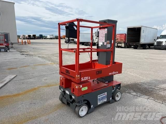 SkyJack SJ20E Used Personnel lifts and access elevators
