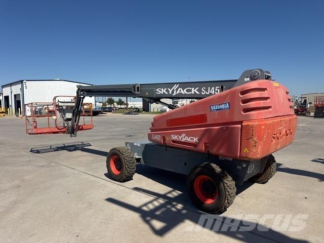 SkyJack SJ45T Telescopic boom lifts