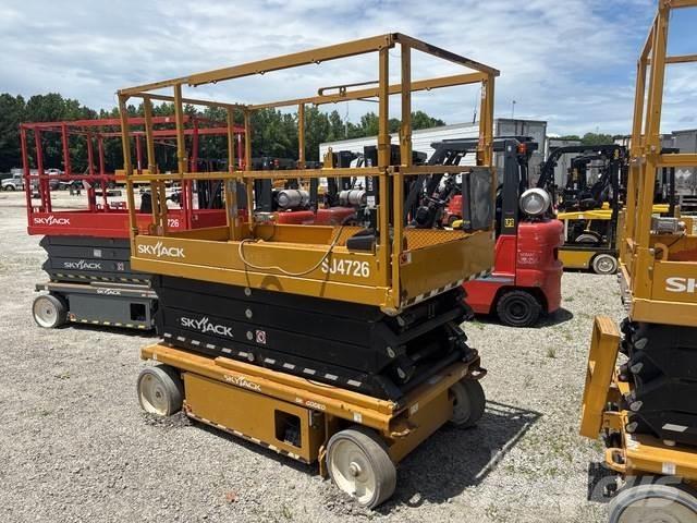 SkyJack SJ4726 Scissor lifts