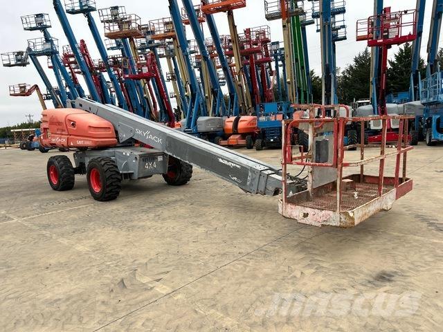 SkyJack SJ61T Telescopic boom lifts