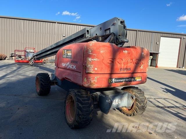 SkyJack SJ86T Telescopic boom lifts