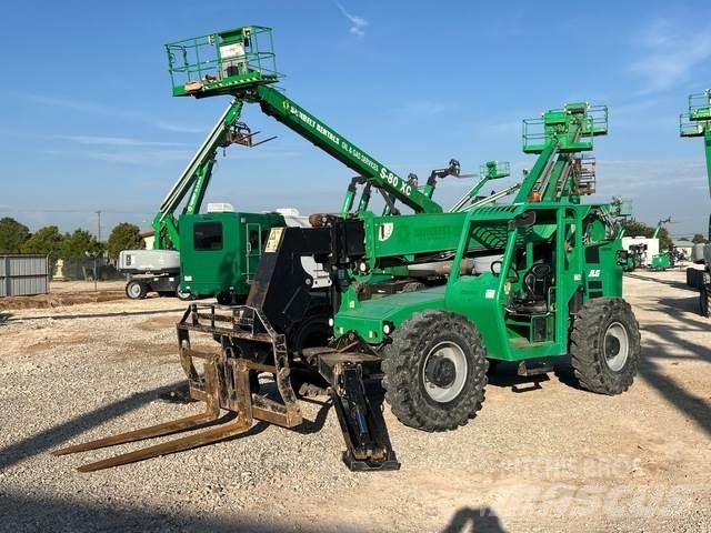 SkyTrak 10042 Telescopic handlers