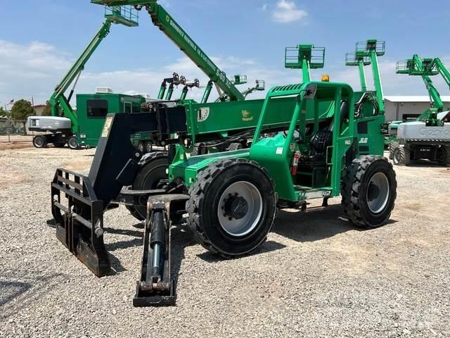 SkyTrak 10042 Telescopic handlers