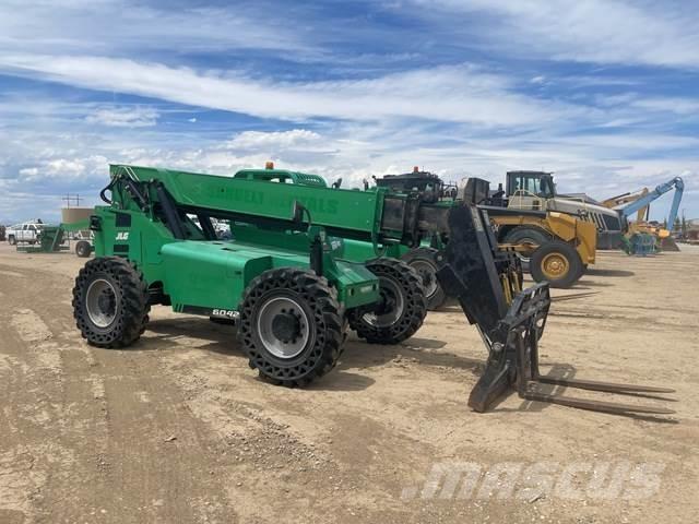 SkyTrak 6042 Telescopic handlers