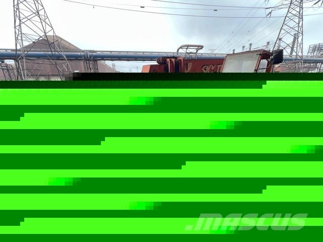 SkyTrak 80422 Telescopic handlers