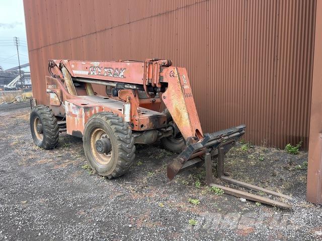 SkyTrak 80422 Telescopic handlers