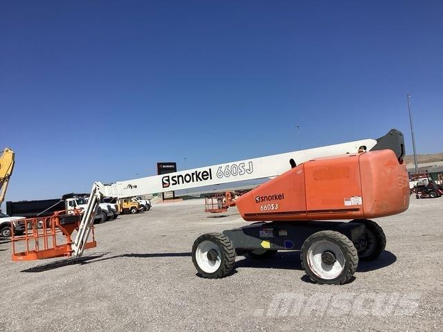Snorkel 660SJ Telescopic boom lifts