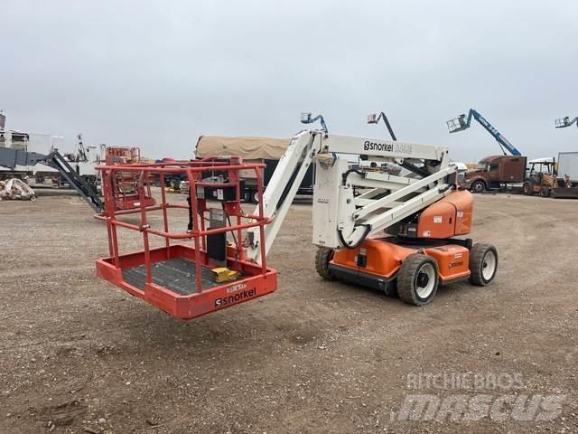 Snorkel A46JE Articulated boom lifts