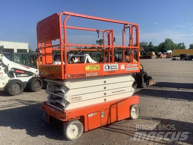 Snorkel S4732E Scissor lifts