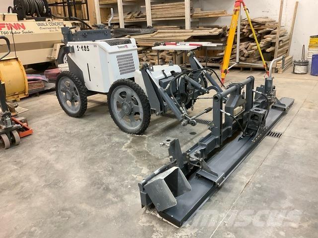 Somero S-485 Concrete distribution booms