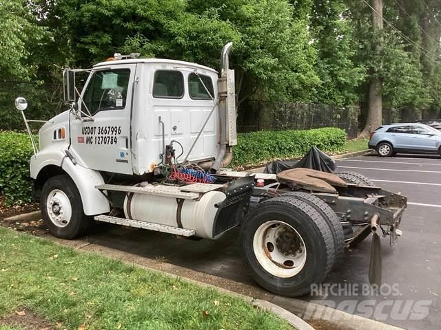 Sterling A9500 Prime Movers