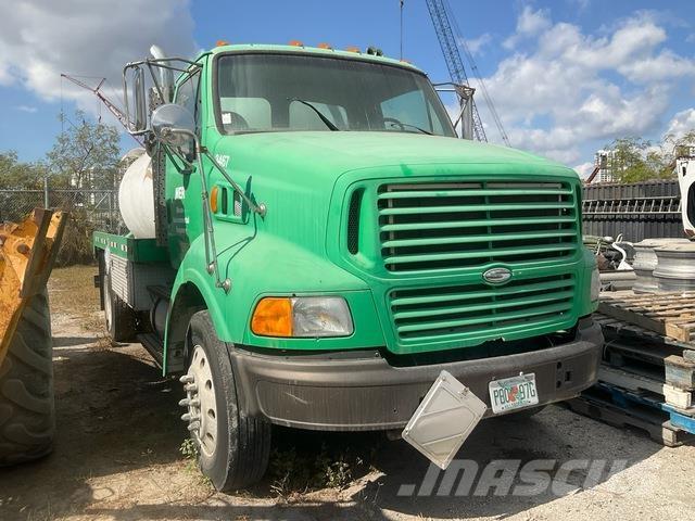 Sterling A9513 Commercial vehicle