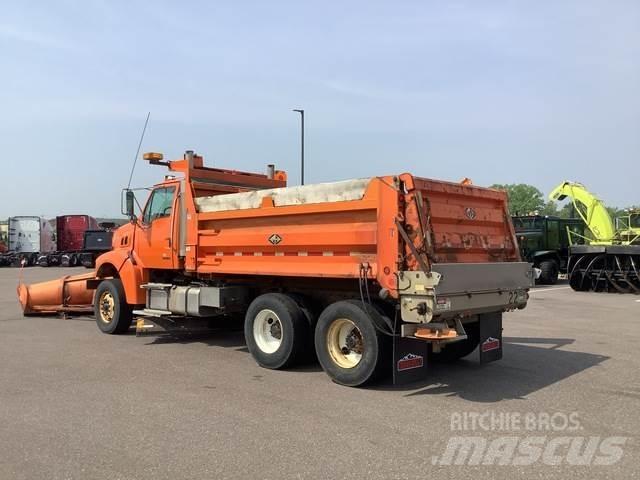 Sterling L9500 Snow blades and plows