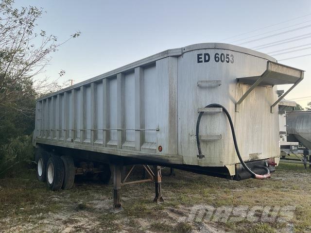  Summit Tipper trailers