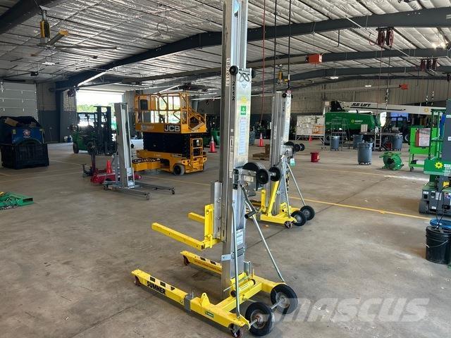 Sumner 2112 Hoists and material elevators