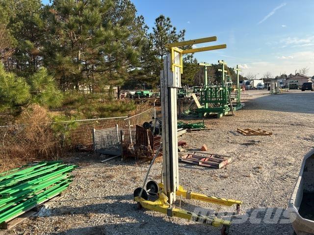 Sumner 2112 Hoists and material elevators