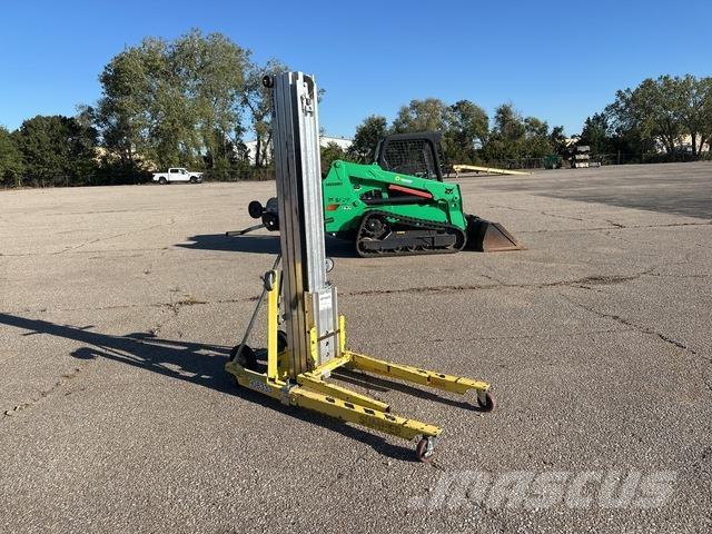 Sumner 2118 Hoists and material elevators