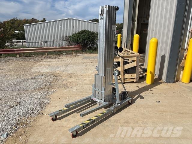 Sumner 2124 Hoists and material elevators