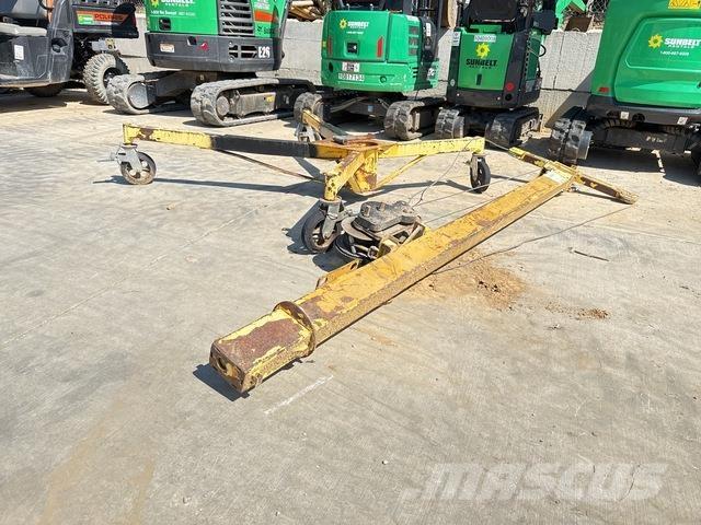 Sumner R250 Hoists and material elevators