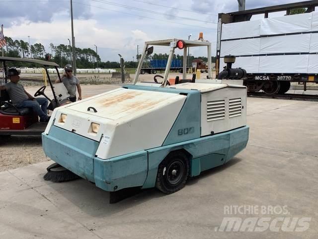 Tennant 800 Indoor sweepers