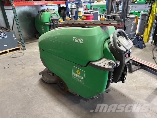 Tennant T600E Scrubber dryers
