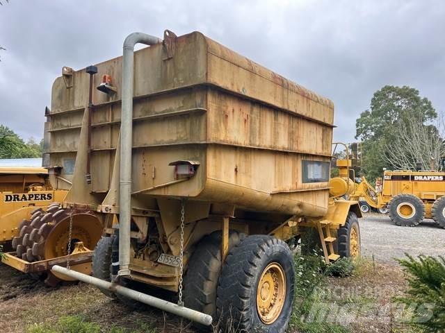 Terex 3303 Water bowser
