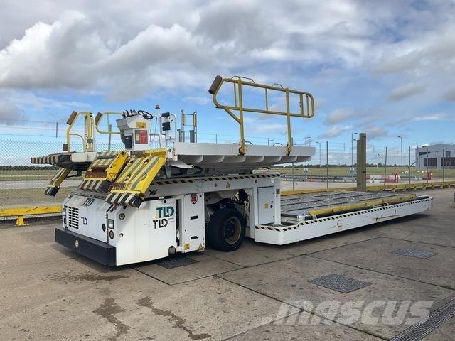  TLD 929 Tow truck