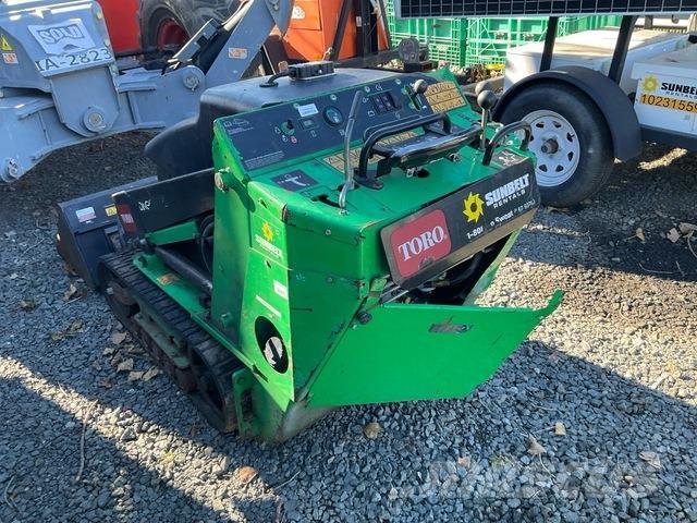 Toro 22323G Skid steer loaders