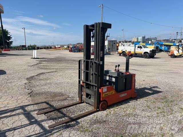 Toyota 6BWC20 Self propelled stackers
