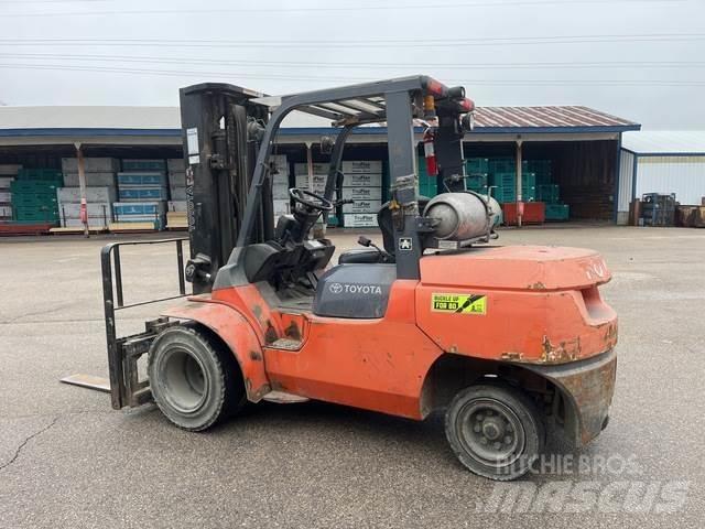 Toyota 7FGU45 Other