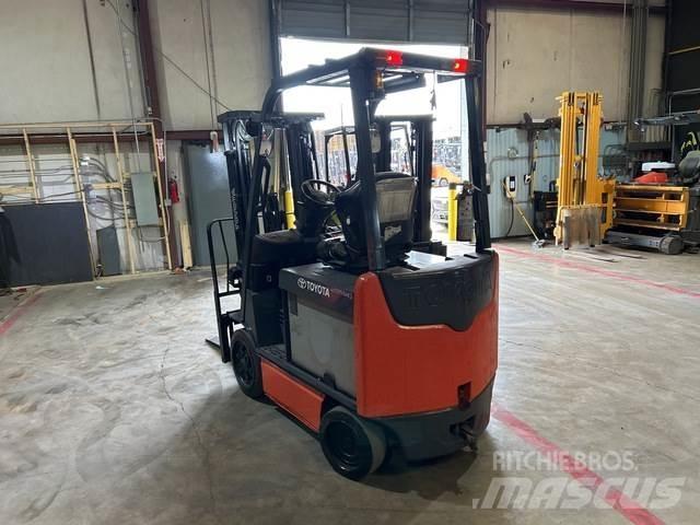 Toyota 8FBCU25 Electric forklift trucks