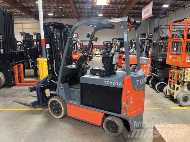 Toyota 8FBCU30 Electric forklift trucks