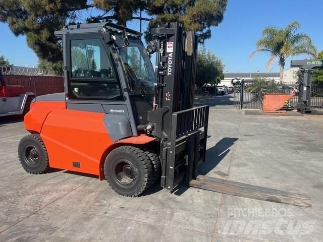 Toyota 9FBM70T Electric forklift trucks