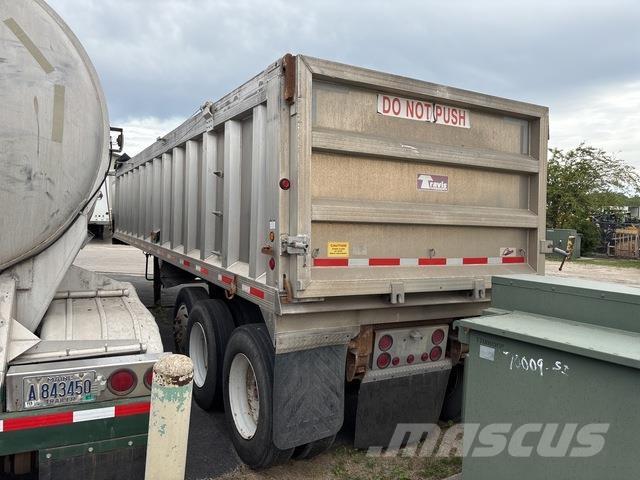 Travis T/102 Tipper trailers