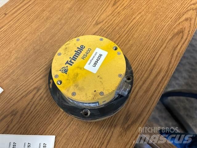 Trimble RS400 Other