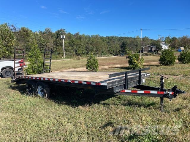 Triple Crown Car carrier