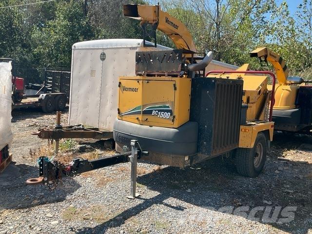 Vermeer BC1500 Wood chippers