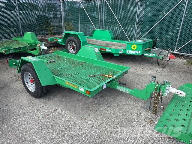 Vermeer TLR33 Car carrier