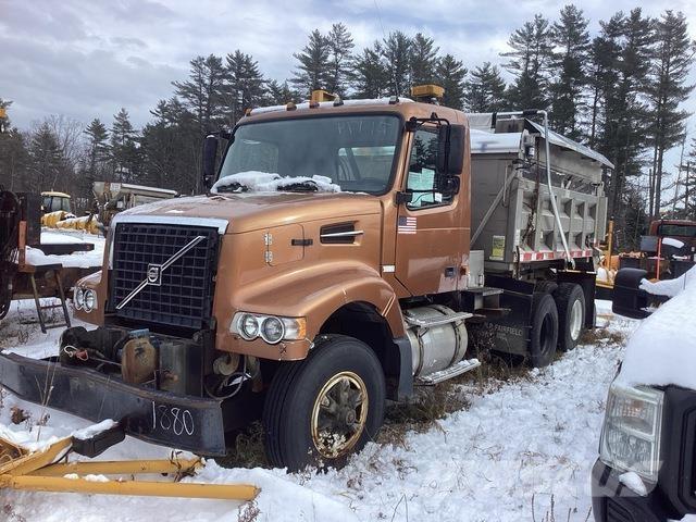 Volvo VHD Snow blades and plows
