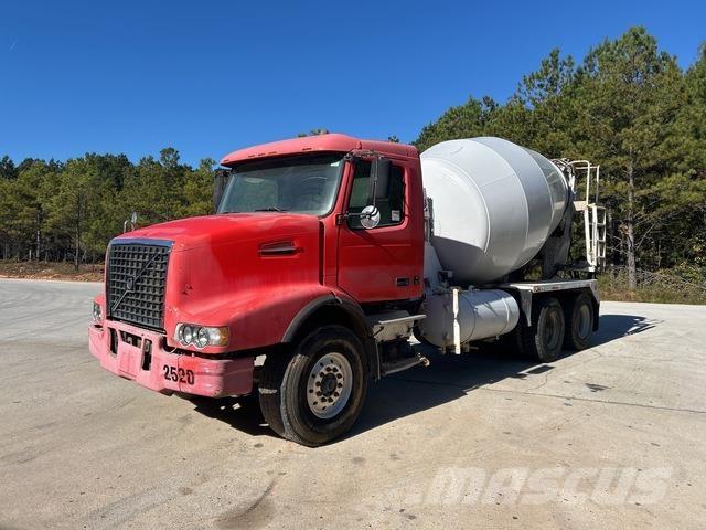 Volvo VHD64B Other trucks
