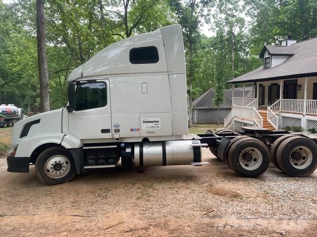 Volvo VN Prime Movers