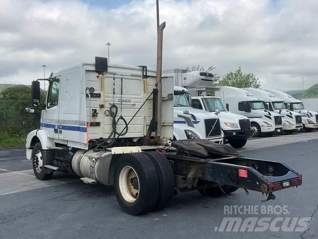 Volvo VN64T Other