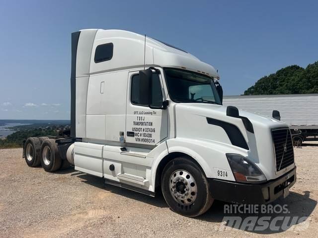 Volvo VNL Prime Movers