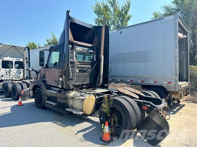 Volvo VNL Prime Movers